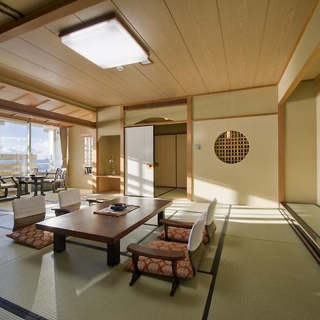 Hotel Tatsuki Гамагори Стая снимка